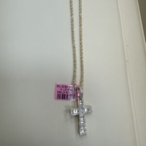 10k di pendent and chain